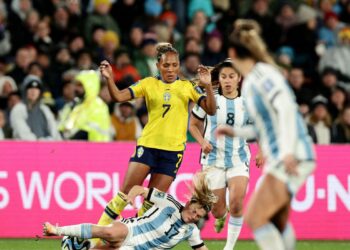 Suécia derrota Argentina e avança para oitavas como líder do Grupo G