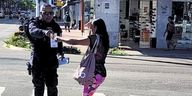 ​GM Vila Velha promove ação educativa em comemoração ao Dia do Pedestre