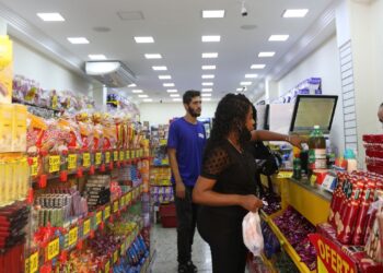 Confiança dos consumidores atinge maior nível desde fevereiro de 2019