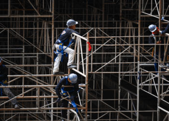 Reforma tributária é aposta para a reindustrialização do país