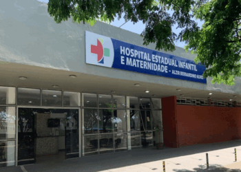 Paciente vence pneumonia grave e tem alta após dois meses de internação no Himaba