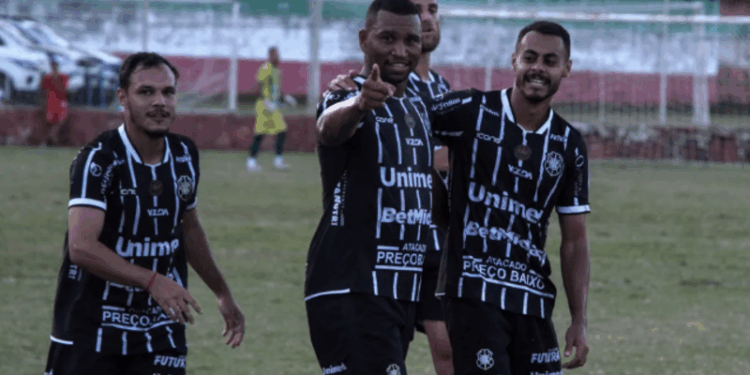 Morotó entra para a história ao marcar o 5500º gol do Rio Branco-ES