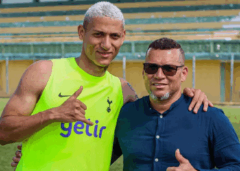 Nova Venécia, time de Richarlison, vira SAF e pode ter ex-goleiro Gomes como investidor
