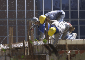 INCC registra leve variação no custo da construção civil