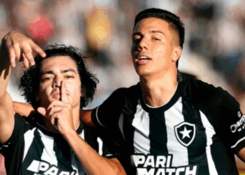 Botafogo vence o Resende e pressiona o Vasco no Campeonato Carioca