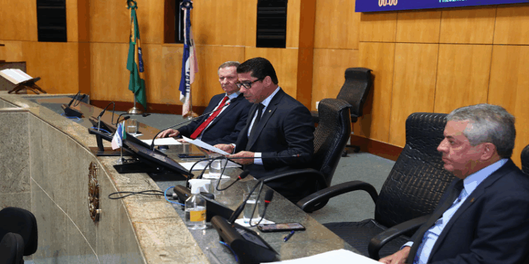 Definidos membros das comissões de Justiça e Finanças na ALES