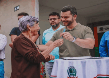 Viana tem manhã de anúncio de obras em ruas e em campo de futebol histórico!