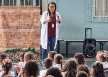 ​Escola municipal de Vila Velha recebe Ação Comunitária de Saúde da Família