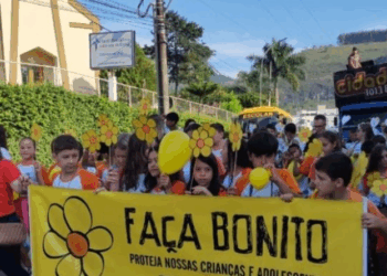 Vila Valério promove passeata em alusão ao Maio Laranja
