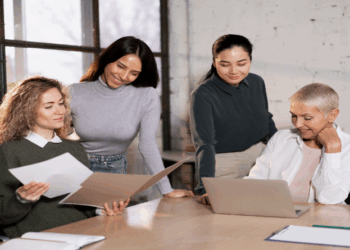 Empreendedorismo feminino cresce 30% em 12 meses, mas ainda enfrenta desafios