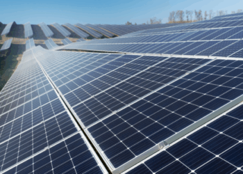 Programa de isenção fiscal para semicondutores inclui painéis solares