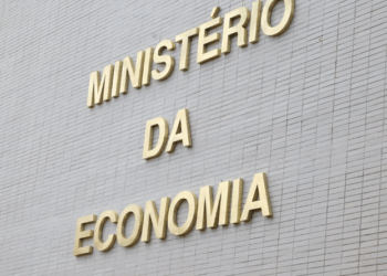 Arcabouço e resolução de impasses desafiam política fiscal em 100 dias