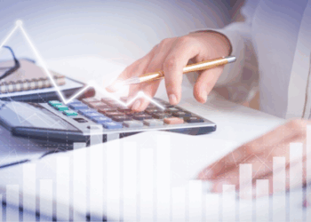 Um terço dos brasileiros investe em produtos financeiros