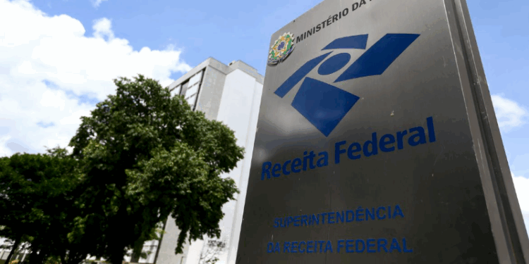 Receita credita valores de lote residual do Imposto de Renda