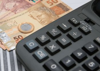 Custo Brasil é R$ 1,7 trilhão superior à média de países da OCDE, aponta estudo