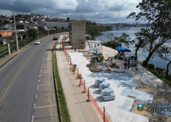 Orla de Cariacica recebe assentamento do piso e apresenta 70% de obra concluída