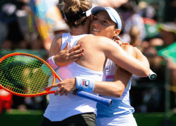 Três duplas com brasileiros se classificam às oitavas de Roland Garros