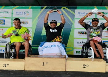 Paratleta Marcos Vinícius é campeão do Circuito Brasil Super Series de Triathlon