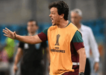 Diniz rasga elogios ao Fluminense e celebra atuação de Marcelo em vitória na Libertadores