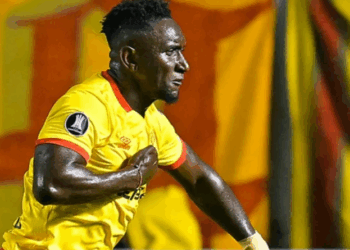 Flamengo joga mal e perde para o Aucas, estreante em Libertadores
