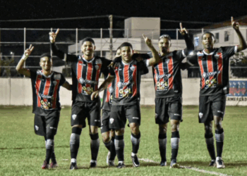 Serra tira invencibilidade do líder Nova Venécia e garante vantagem no mata-mata da Copa ES