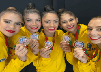 Com capixaba, conjunto brasileiro conquista ouro inédito na Challenge Cup de ginástica rítmica