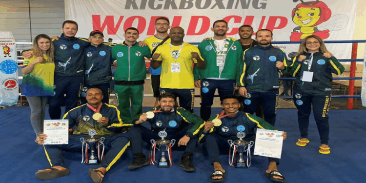 Delegação capixaba de kickboxing vai disputar Copa do Mundo na Áustria