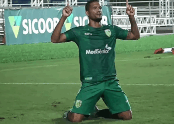 Porto Vitória massacra o São Mateus e sobe para terceiro na Copa ES