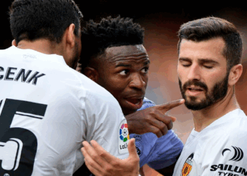 Brasil notificará autoridades espanholas após racismo contra Vini Jr