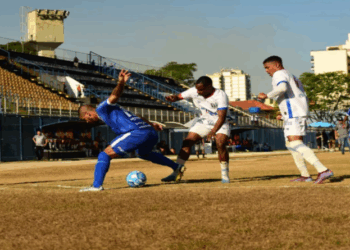 Vitória-ES vence Resende e se classifica para o mata-mata da Série D