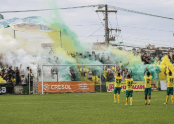 Nova Venécia passa a mandar jogos aos domingo para atender à torcida
