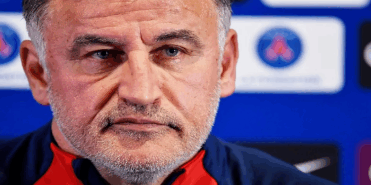 Técnico do PSG e seu filho são detidos por suspeitas de discriminação na França