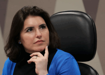 Tebet: Sistema tributário gera “custo insustentável” e tira competitividade da indústria