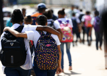 Violência nas escolas: Como falar com crianças e adolescentes