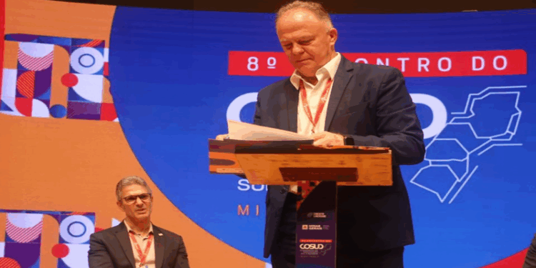 Governador do Espírito Santo participa da abertura da 8ª edição do Cosud