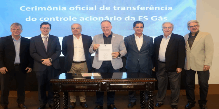 Cerimônia marca transferência acionária da Companhia de Gás do Espírito Santo