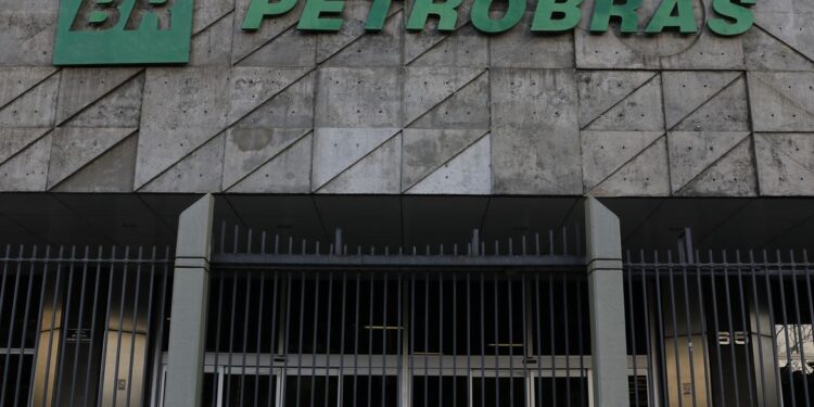 Petrobras concederá bolsas acadêmicas para desenvolvimento tecnológico