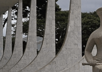 STF anula apreensão de 695 Kg de cocaína por falta de mandado judicial