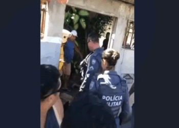 Ladrões assaltam loja de games, tentam fugir e apanham em Vila Velha