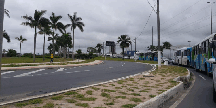 Jovem leva fechada no trânsito, denuncia crime falso à polícia do ES e é indiciado