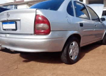 Homem com restrição para dirigir é preso com carro roubado na BR-101, em Linhares
