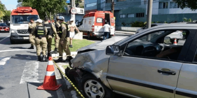 Motorista morre após bater em carro onde estava secretário de Esportes do ES