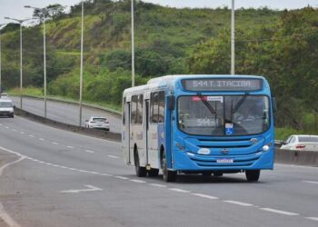 Motorista acaba baleado no trânsito na Rodovia do Contorno