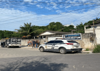 Serralheiro é morto a golpes de facão dentro de casa em Vila Velha