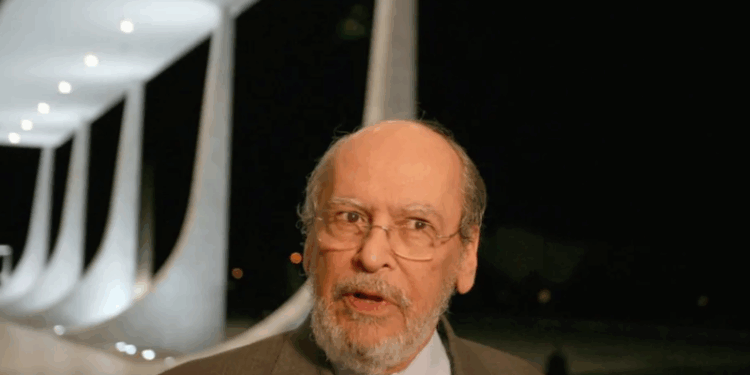 Morre em Brasília o ex-ministro do STF Sepúlveda Pertence