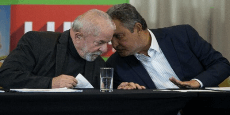 Ministro da Casa Civil, Rui Costa, será convocado para prestar esclarecimentos à Câmara
