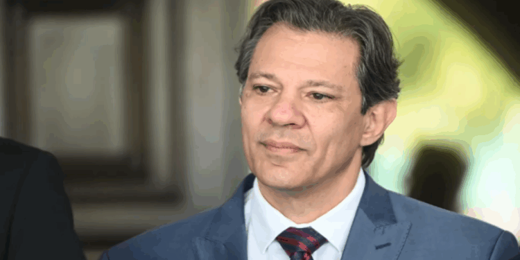 Haddad fala em ‘ventos favoráveis’ e volta a defender queda da Selic: ‘Existe muito espaço para corte de 0,50 ponto percentual’