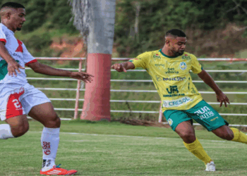 Com um jogador a menos, Real Noroeste vence o Nova Venécia volta a liderar o Capixabão 2023