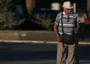 Especialistas alertam para “tsunami” de doentes idosos com câncer