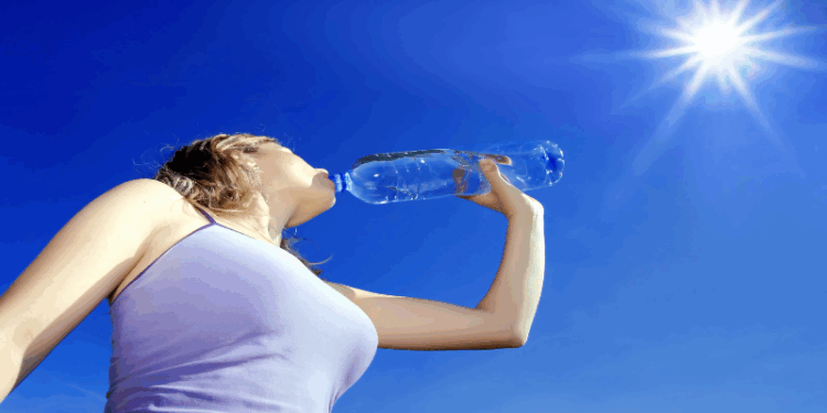 Dia Mundial da Água – Uma rotina em dia com a saúde exige bons litros d’água